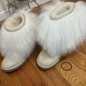 UGG WOMEN'S TWINFACE MONGOLIAN SHEEPSKIN CUFF BOOTS S/N 1875 White size 7